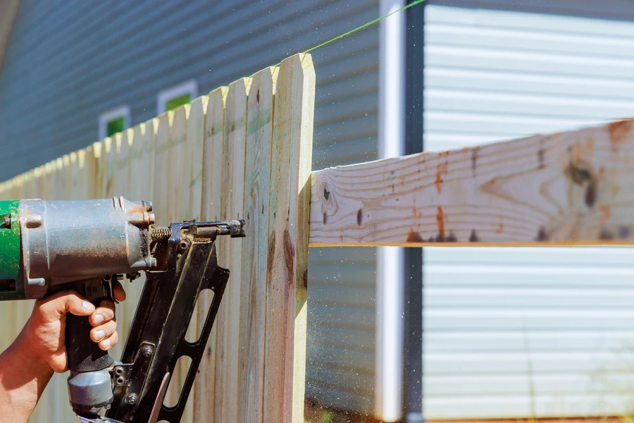 Common Challenges In Fence Replacement And How To Address Them Byhalia, MS