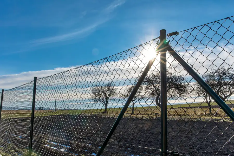 How To Maintain Your Chain Link Fence After Installation Byhalia, MS